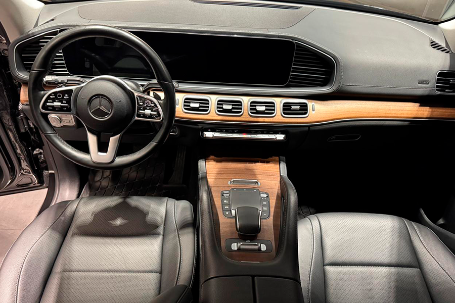 Mercedes Benz GLS 450